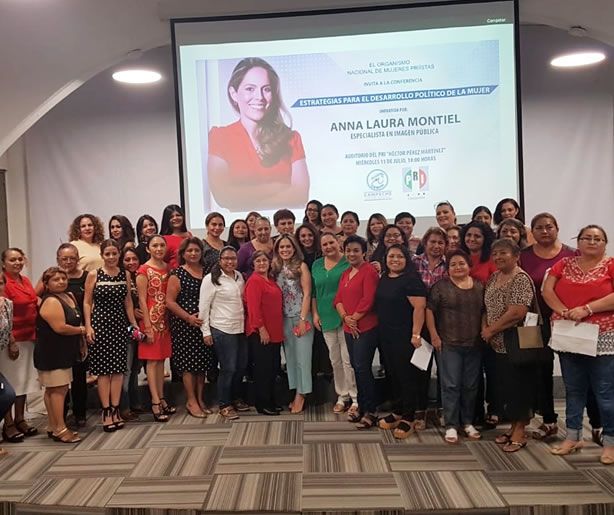 Estrategias para el Desarrollo Político de la Mujer